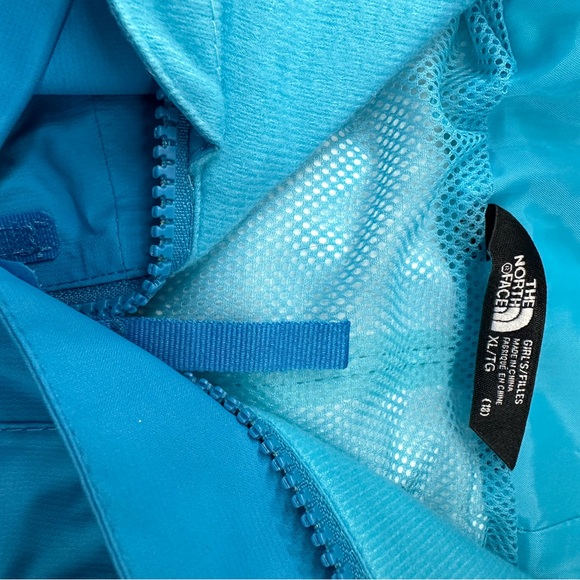 North Face Resolve Reflective Rain Jacket - Picture 4 of 4